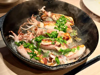 Neighborhood in SoHo, Leaving-bali-not-leaving-dinner-stopover-guide