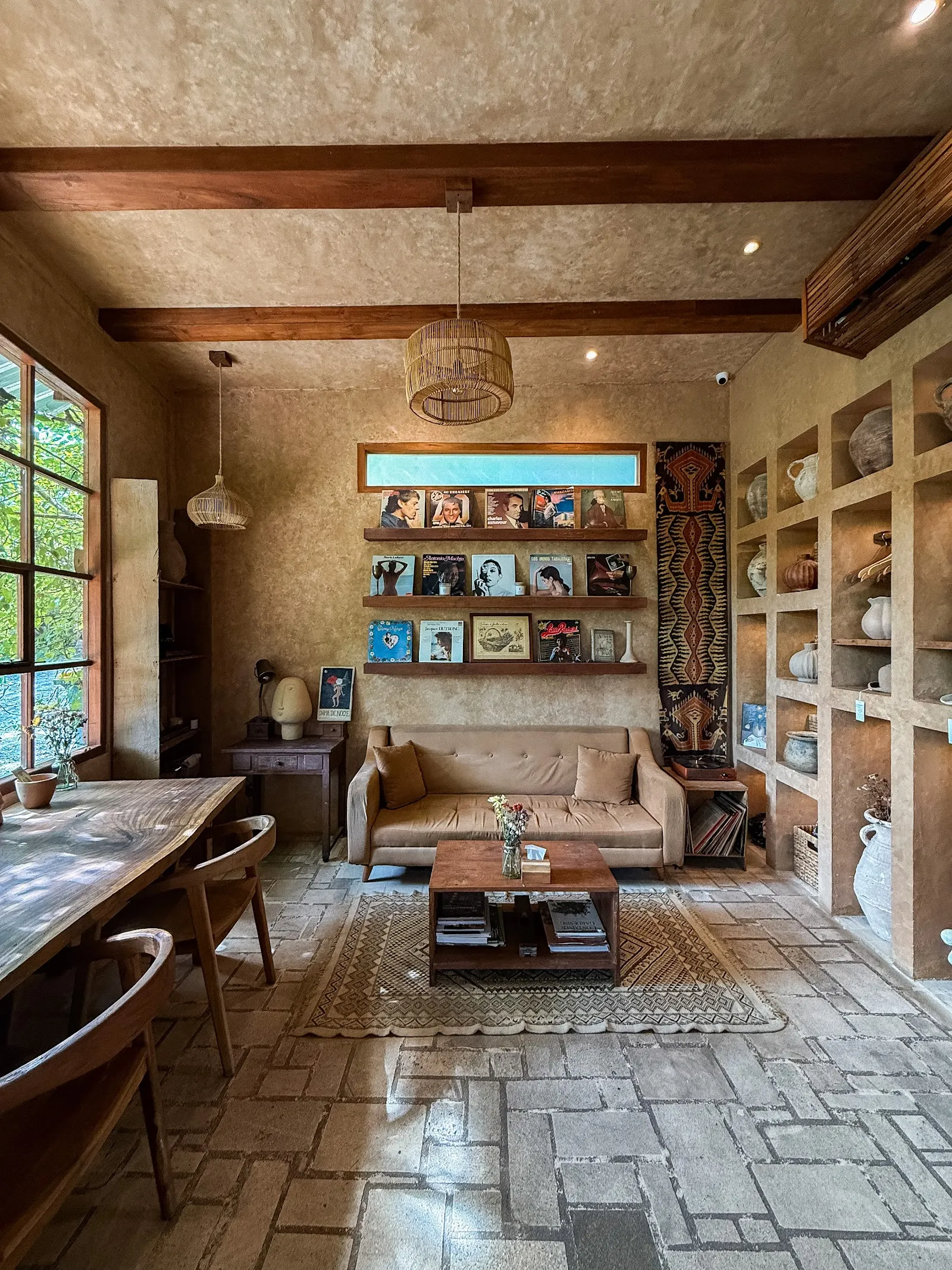 FLEUR - Café - Atelier d’artistes in Uluwatu, Bali