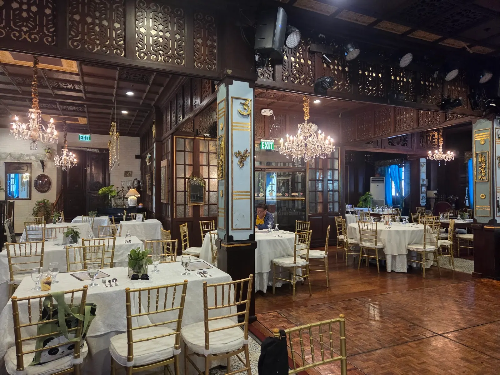 Barbara's Heritage Restaurant, Manila