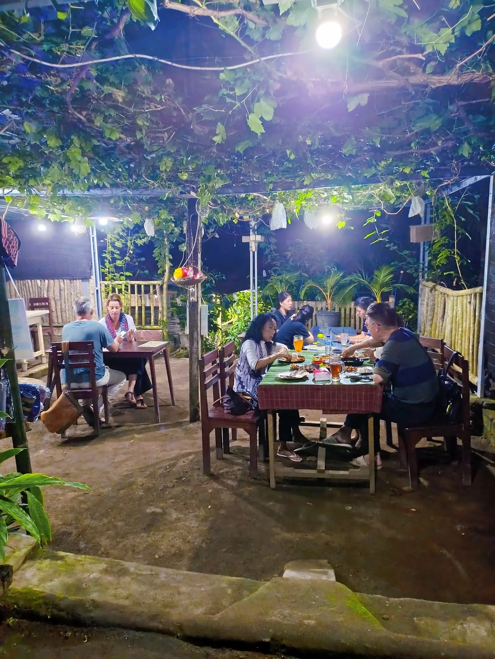 Dapur Ina, Lombok