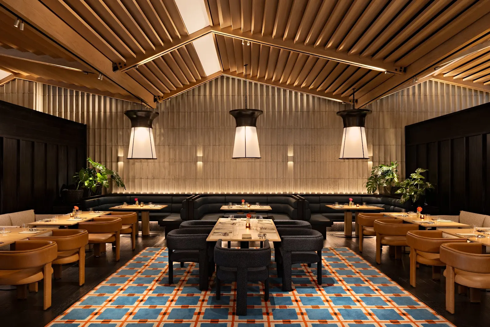 SKYE Rooftop Dining & Lounge in Menteng, Jakarta